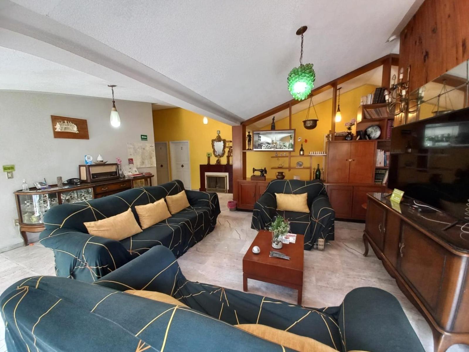 Отель Margaritas Eco Haus Керетаро Экстерьер фото