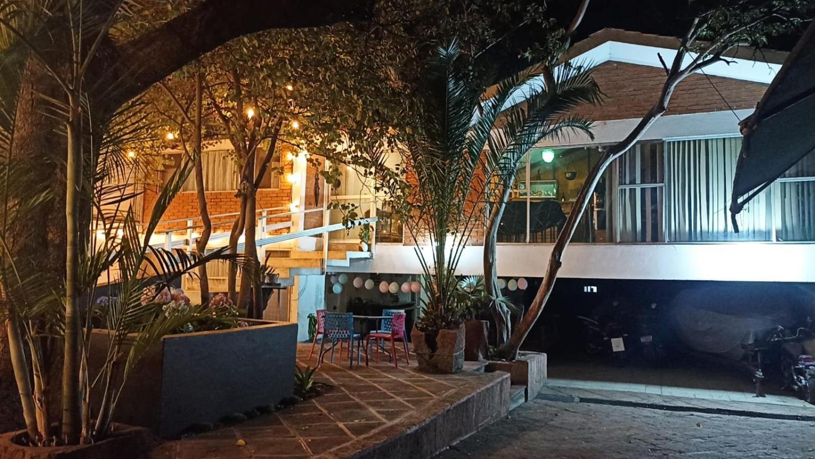 Отель Margaritas Eco Haus Керетаро Экстерьер фото